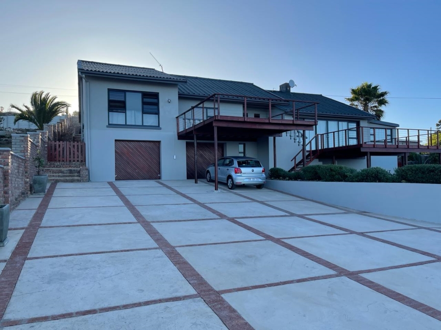 5 Bedroom Property for Sale in De Bakke Western Cape